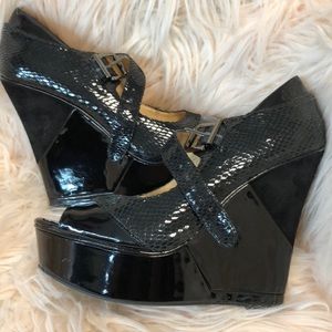 Gianni Bini Black Open Toe Wedge Sandal